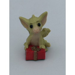 It's A Present Pocket Dragon Whimsical World Of Pocket Dragons by Real Musgrave Hand Made in 1995 - No Label