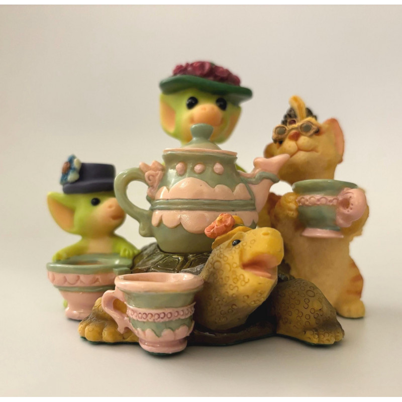 Tea And Gossip Pocket Dragon - Boxed - Collectors Special 2001/2002 - Musgrave Whimsical World Of Pocket Dragons - 2000