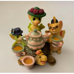 Tea And Gossip Pocket Dragon - Boxed - Collectors Special 2001/2002 - Musgrave Whimsical World Of Pocket Dragons - 2000