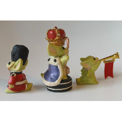 Royal Collection of Pocket Dragons - Cookies for Queen, Royal Cookie Guard & Ta Ta Ta TA! Ltd ed of 2500 - Certificate + medallion