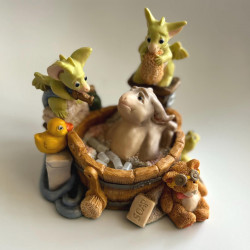 Bathing The Gargoyle Pocket Dragon - Worldwide Limited Edition of 3500 - Hand Made in 1997 - Real Musgrave