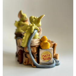 Bathing The Gargoyle Pocket Dragon - Worldwide Limited Edition of 3500 - Hand Made in 1997 - Real Musgrave