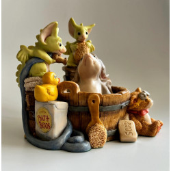 Bathing The Gargoyle Pocket Dragon - Worldwide Limited Edition of 3500 - Hand Made in 1997 - Real Musgrave