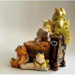 Bathing The Gargoyle Pocket Dragon - Worldwide Limited Edition of 3500 - Hand Made in 1997 - Real Musgrave