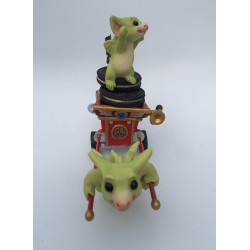 Go! Go! Getaway Cart Pocket Dragon by Real Musgrave Limited Edition - 2004-2005 with medallion cookie