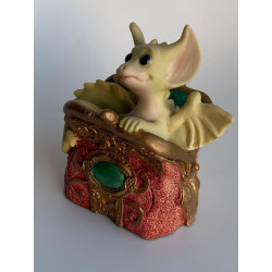 Percy The Pocket Dragon - The Perfect Gift For Those Of Us Who Like To Take Our Little Pets Out In Our Handbags !  ( or purses! ) 1992