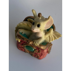 Percy The Pocket Dragon - The Perfect Gift For Those Of Us Who Like To Take Our Little Pets Out In Our Handbags !  ( or purses! ) 1992