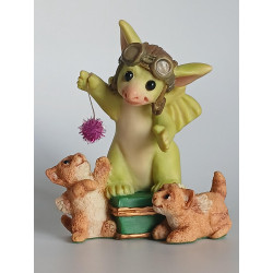 Fantastic Flying Fluff Balls Pocket Dragon- Whimsical World Of Pocket Dragons Hand Made 2003