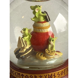 Cookie Jar Pocket Dragon Wind Up Musical glitter Globe - Fully Working - Hand Made - 1999